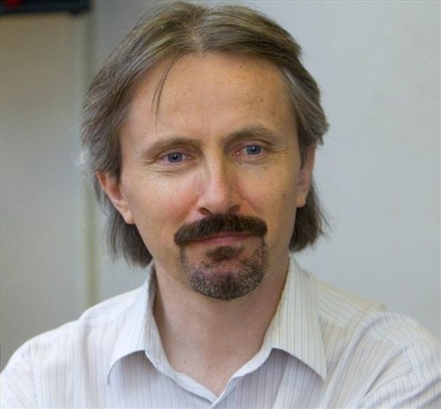 Dr Rafał Chwedoruk