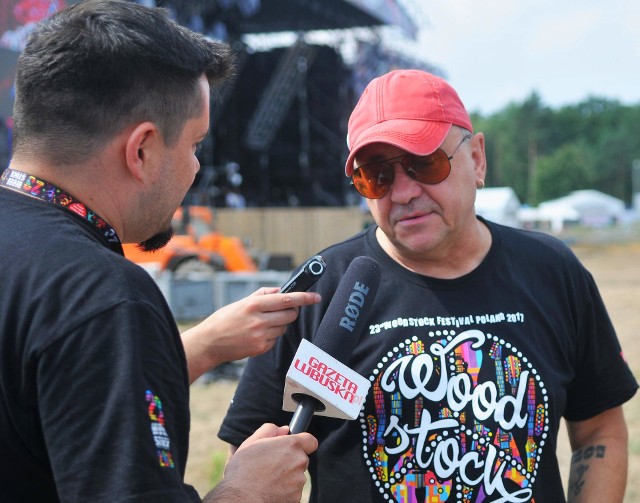 Jurek Owsiak opowiada o przepisach, które powodują, że z roku na rok koszty organizacji Przystanku Woodstock są większe.