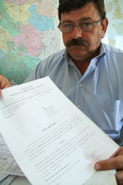 Zdzisław Kulesza, przedsiębiorca z Warlubia chciał zapłacić 8 tys. zł podatku VAT w ratach. Urzędnicy się nie zgodzili i zajęli mu konto oraz ciężarówkę