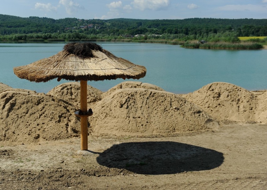 Na żwirowni w Ostrowie pod Przemyślem, powstaje plaża. Na...