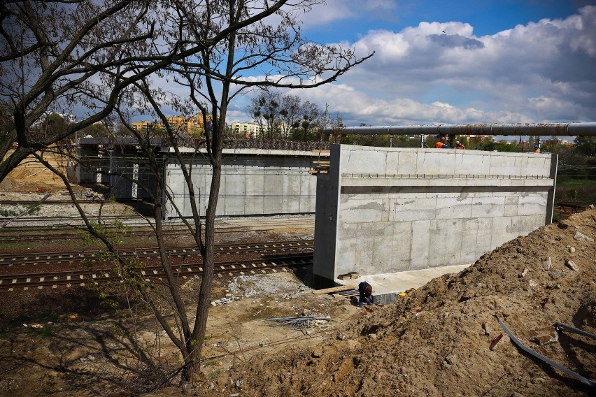 Budowa wiaduktu na ul. Chociebuskiej