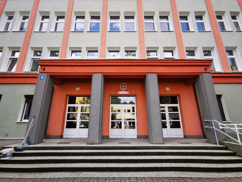 Szkoła przy ul. Bażyńskich w Toruniu też była okradana przez...