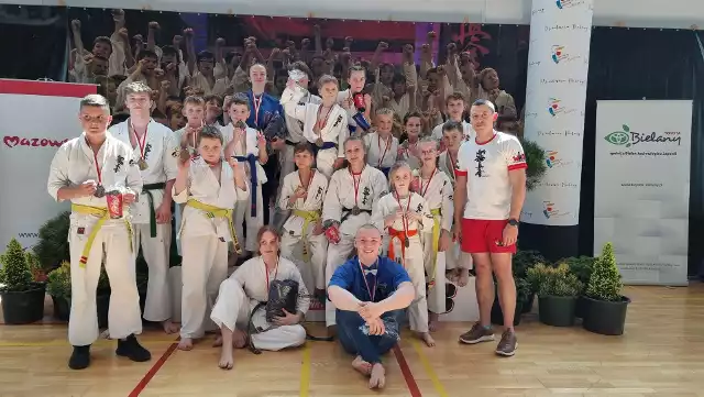 Koneccy karatecy na zawodach Warsaw Cup.