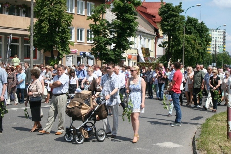 Rodzice i dziadkowie zabrali ze sobą swoje pociechy, aby i...