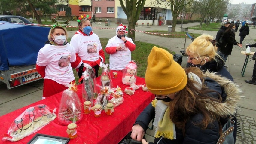 W Policach odbył się Świąteczny Kiermasz Charytatywny dla małej Ingi 