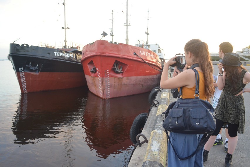 Młodzi słupscy artyści fotografują i malują w Rosji 