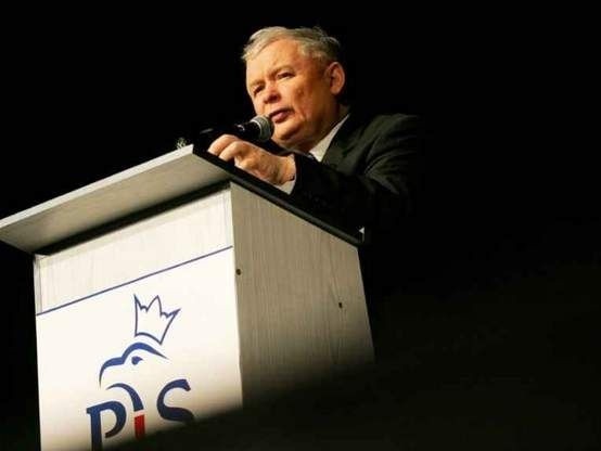 "Twierdzenie, że istnieje naród śląski, my rzeczywiście traktujemy za zakamuflowaną opcję niemiecką" - mówił Jarosław Kaczyński