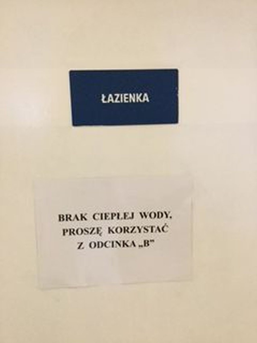 - Brak cieplej wody, zimna w kolorze brązu - wymienia...