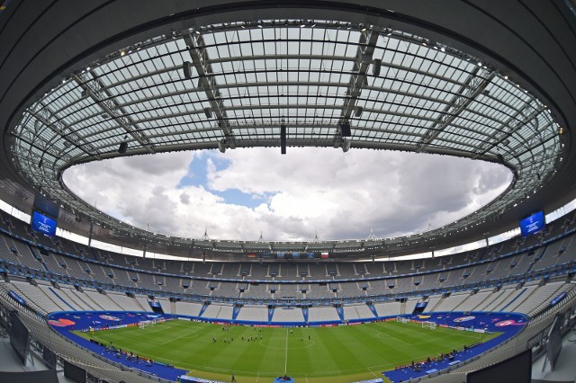 UEFA może przesunąć mistrzostwa Europy na 2021 r. "Woli tak, niż grać przy pustych trybunach"