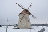 Do Muzeum Chleba w słynnym wiatraku w Krasocinie trafiła... pokaźna kolekcja monet. Zobaczcie zdjęcia