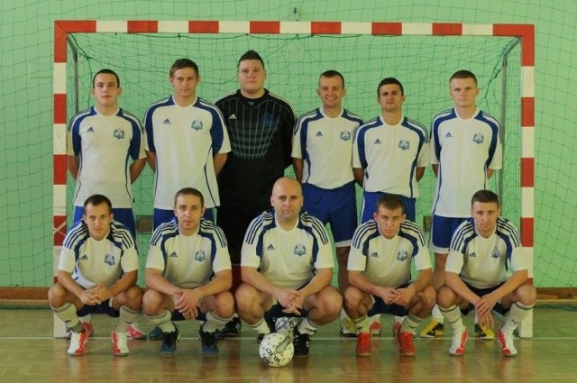 Elmar - zdobywa Super Pucharu Jędrzejowskiej Ligi Futsalu.