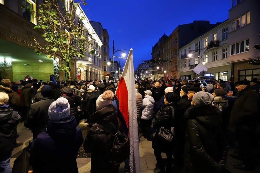 Protest w obronie sędziego Juszczyszyna i wolnych sądów