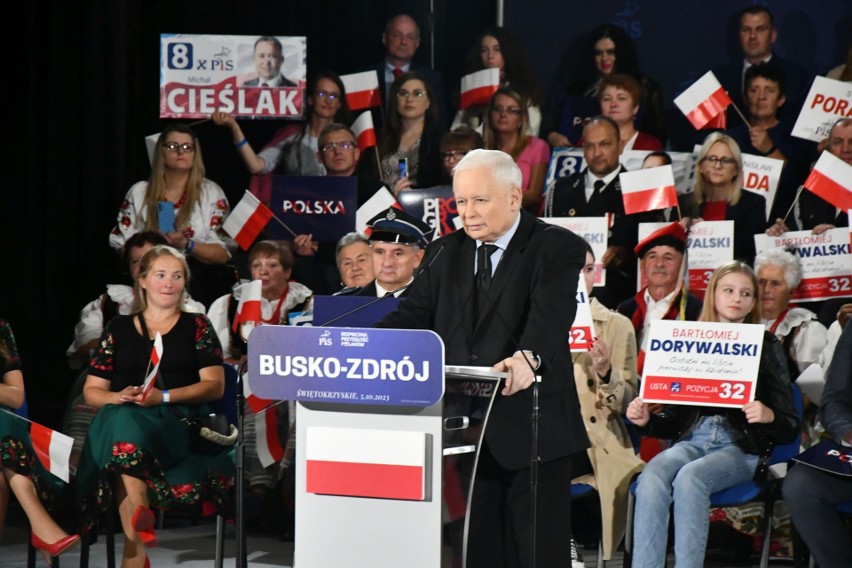 Jarosław Kaczyński podczas spotkania w Busku-Zdroju.