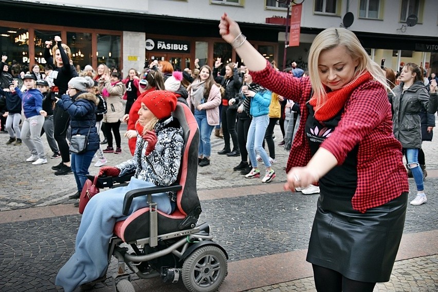 Organizatorzy zwrócili uwagę na pojęcie „zgody na seks”. Nie...