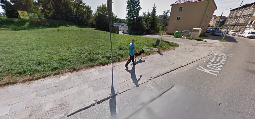 Koszalinianie na zdjęciach Google'a Street View . Co robią...