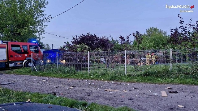 Wybuch butli z gazem w Sosnowcu zniszczył trzy samochody oraz wiatę
