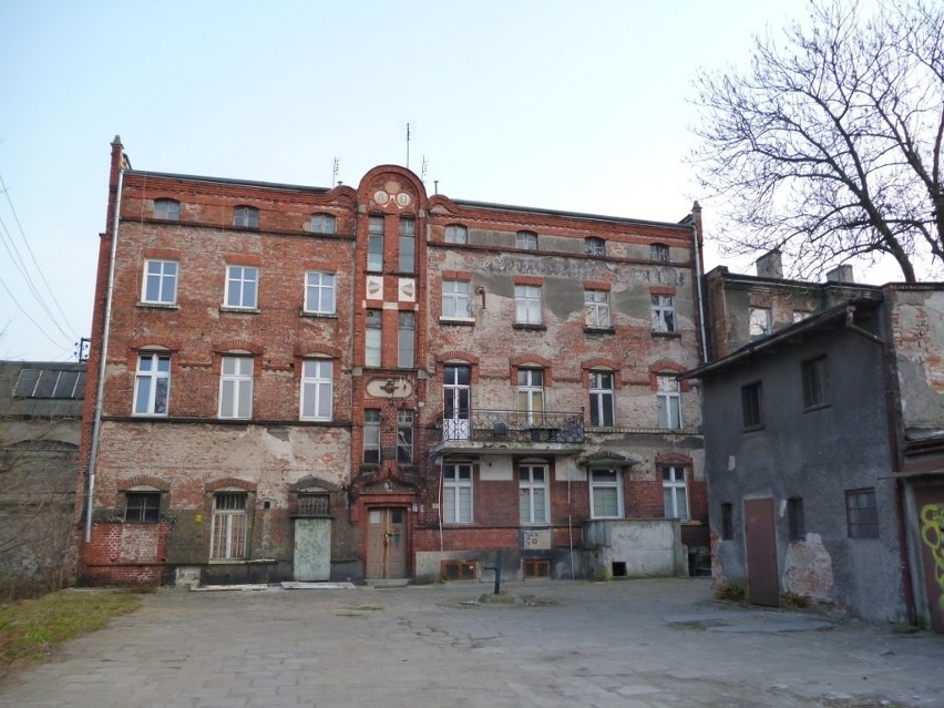 Kolejne piękne kamienice znikną z mapy Wrocławia. Mieszkańcy oburzeni (ZDJĘCIA)