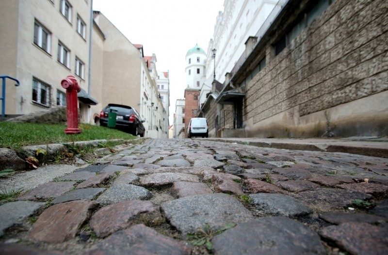 Ulica Kuśnierska wypięknieje. Średniowieczny trakt do remontu [zdjęcia]