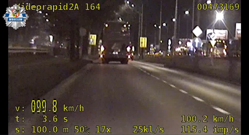 Pędził autobusem po Wrocławiu z prędkością niemal 100 km/h. Jak się tłumaczył?