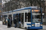 Kraków. Zarząd Miejskich Inwestycji ogłosił przetarg na linię tramwajową na Azory [WIZUALIZACJE]