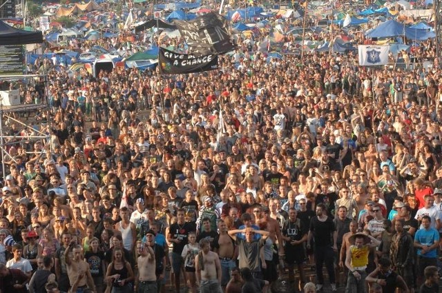 Przez teren Przystanku Woodstock w Kostrzynie co roku przetacza się kilkaset tysięcy ludzi.