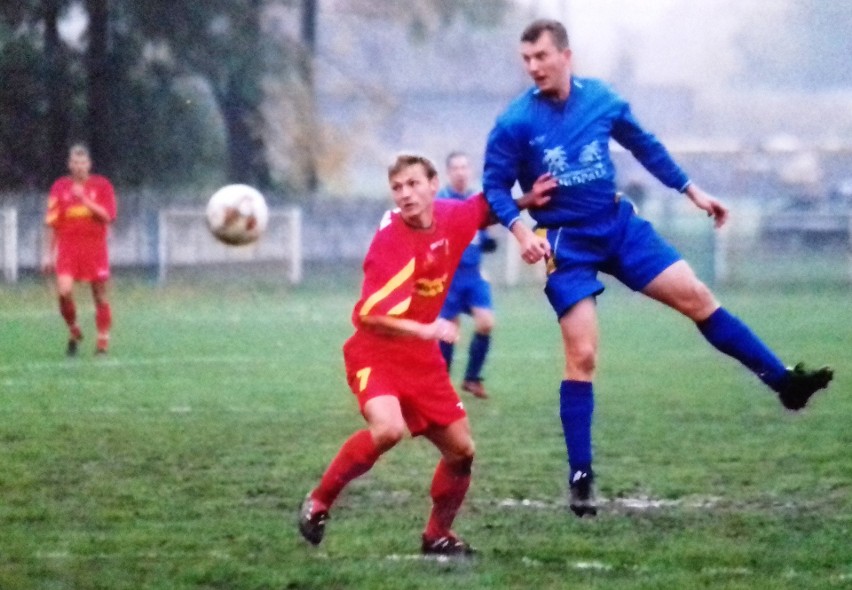 LKS Niedźwiedź - Korona Kielce (2002)