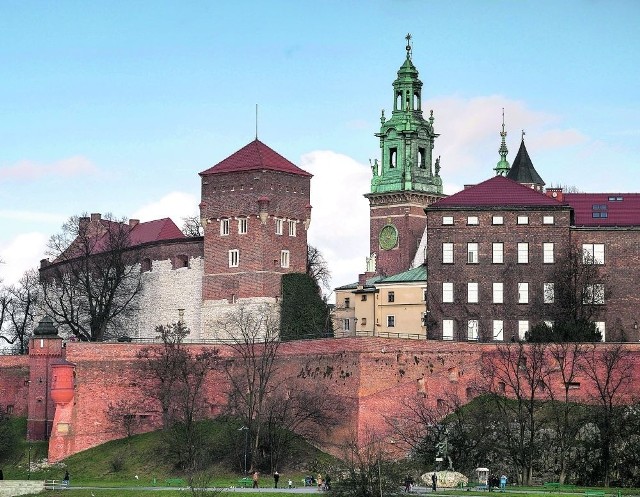 Nowy stożkowy dach na Wawelu to zmiana w krajobrazie