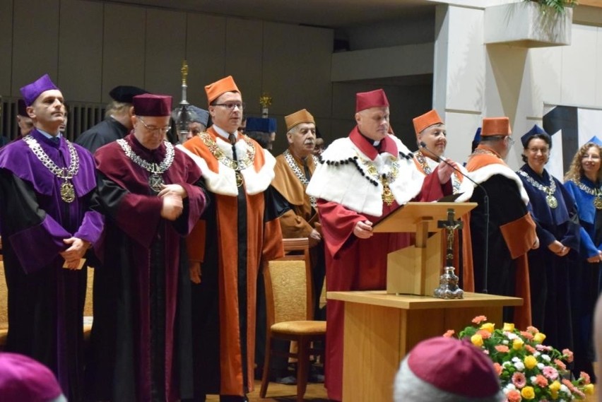 Zwieńczenie obchodów 100-lecia KUL. Odznaczenia dla zasłużonych (ZDJĘCIA)