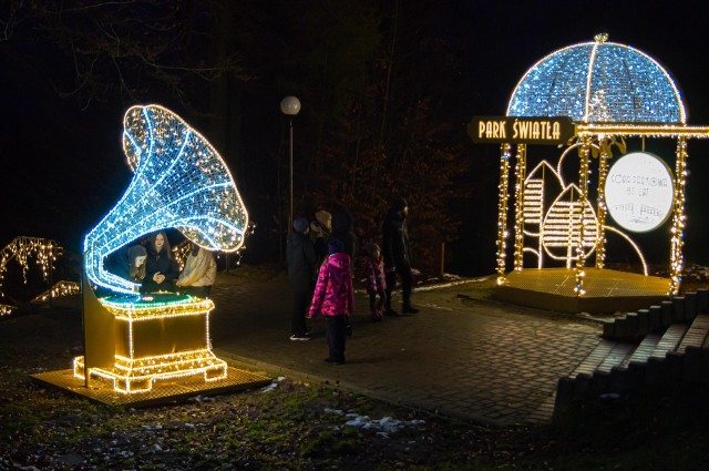 Park Świateł na Górze Parkowej jest czynny codziennie od godz. 15