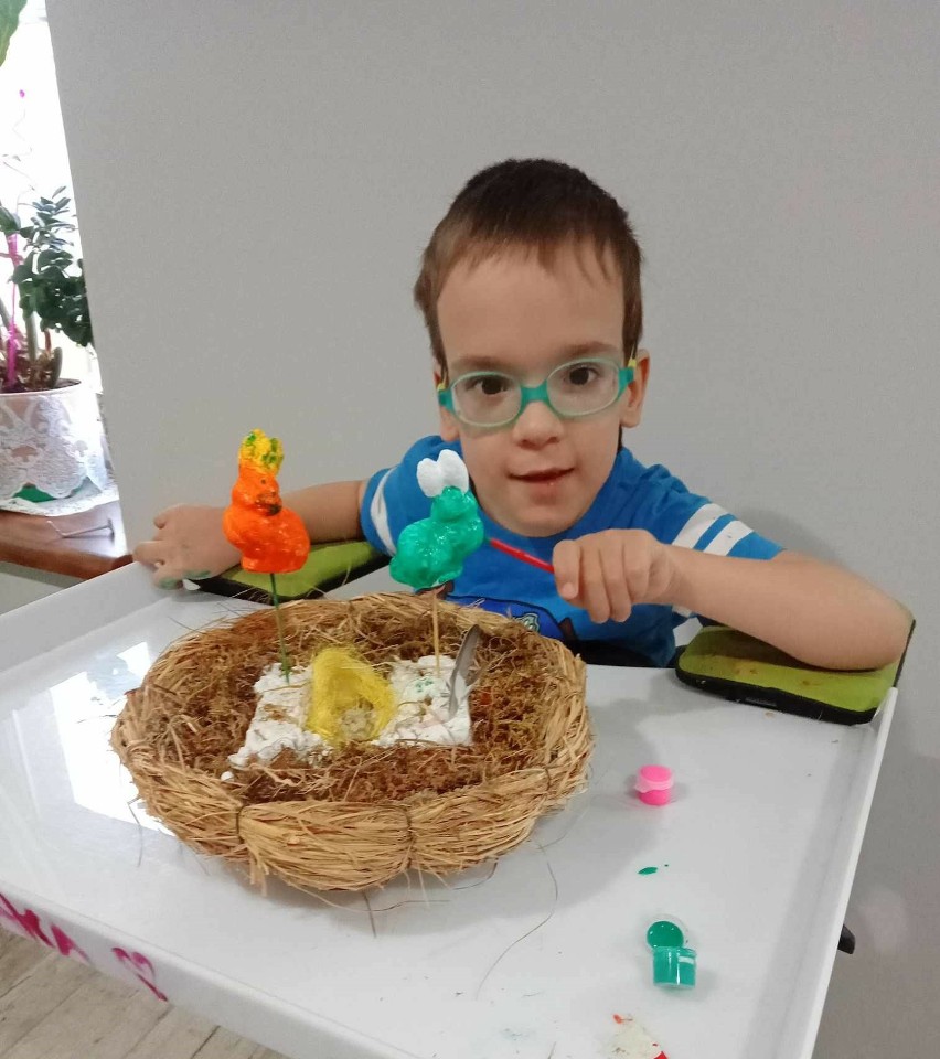 7-letni Michałek Flaka z Prudnika jest radosnym chłopcem,...
