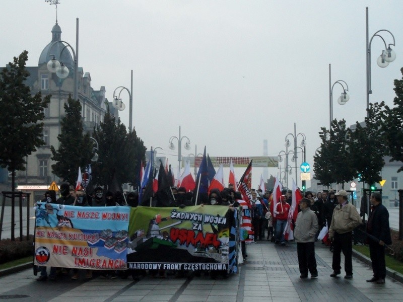 W marszu antyimigracyjnym w Częstochowie wzięło udział ponad...