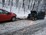 Groźny wypadek w Dąbrowie Górniczej. Dwie ranne osoby trafiły do dąbrowskiego szpitala