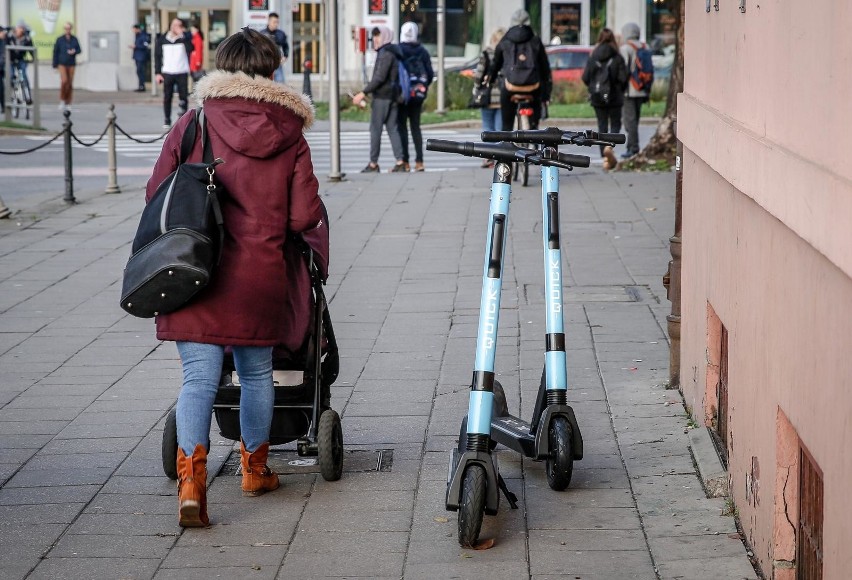 Na terenie Głównego Miasta w Gdańsku wprowadzone zostanie ograniczenie prędkości dla hulajnóg do 12 km/h