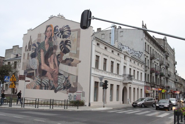 Remont kamienicy przy ul. Więckowskiego 9 kosztował 3 mln zł. Zdobi ją mural wykonany przez rosyjskiego artystę