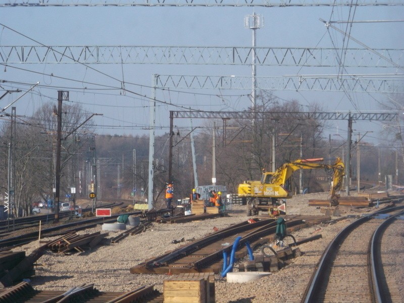 PKP inwestują we Wrocławiu. Kolejarze chwalą się modernizacją linii do Poznania (FILM, FOTO, MAPA)