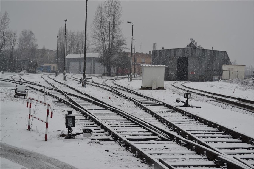 Częstochowa: Na Rakowie znów śmierdzi. Mieszkańcy wezwali strażaków [ZDJĘCIA]