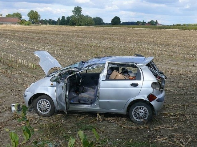 Wypadek pod Jastrzębnikami. Dwie osoby w szpitalu