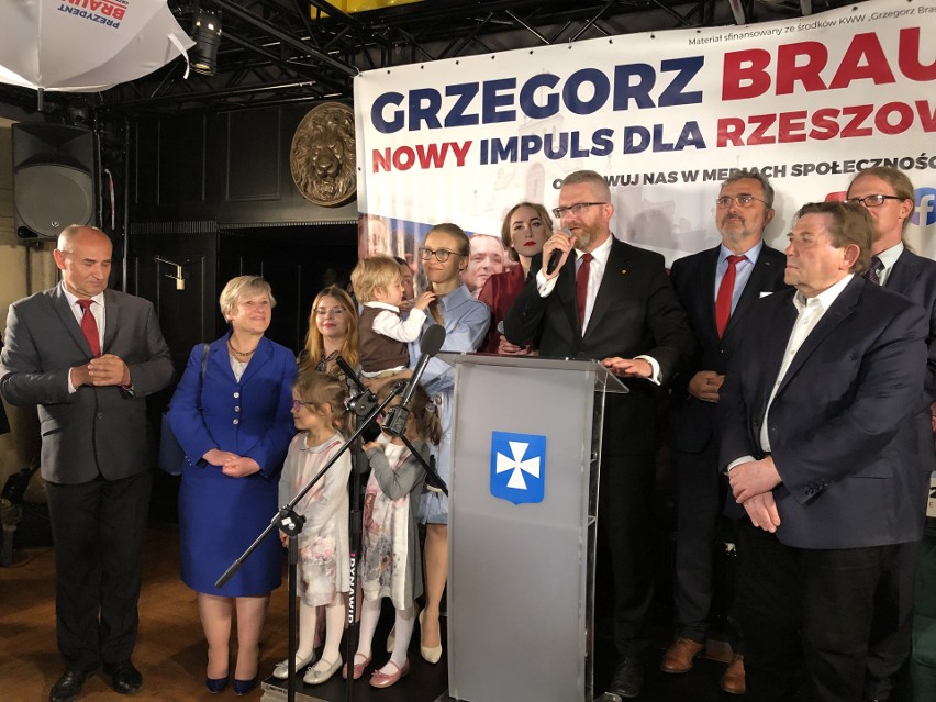 W sztabie wyborczym kandydata na prezydenta miasta Rzeszowa...