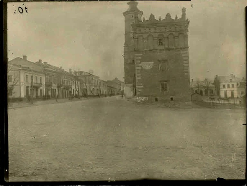 3 kwietnia 1916 , Ratusz w Sandomierzu.