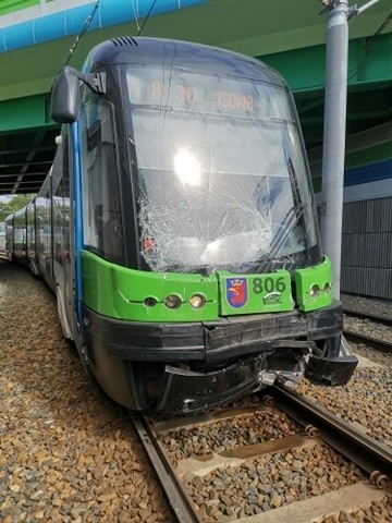 Zderzenie dwóch tramwajów na Prawobrzeżu. Dwie osoby poszkodowane 