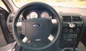 Ford Mondeo ST220