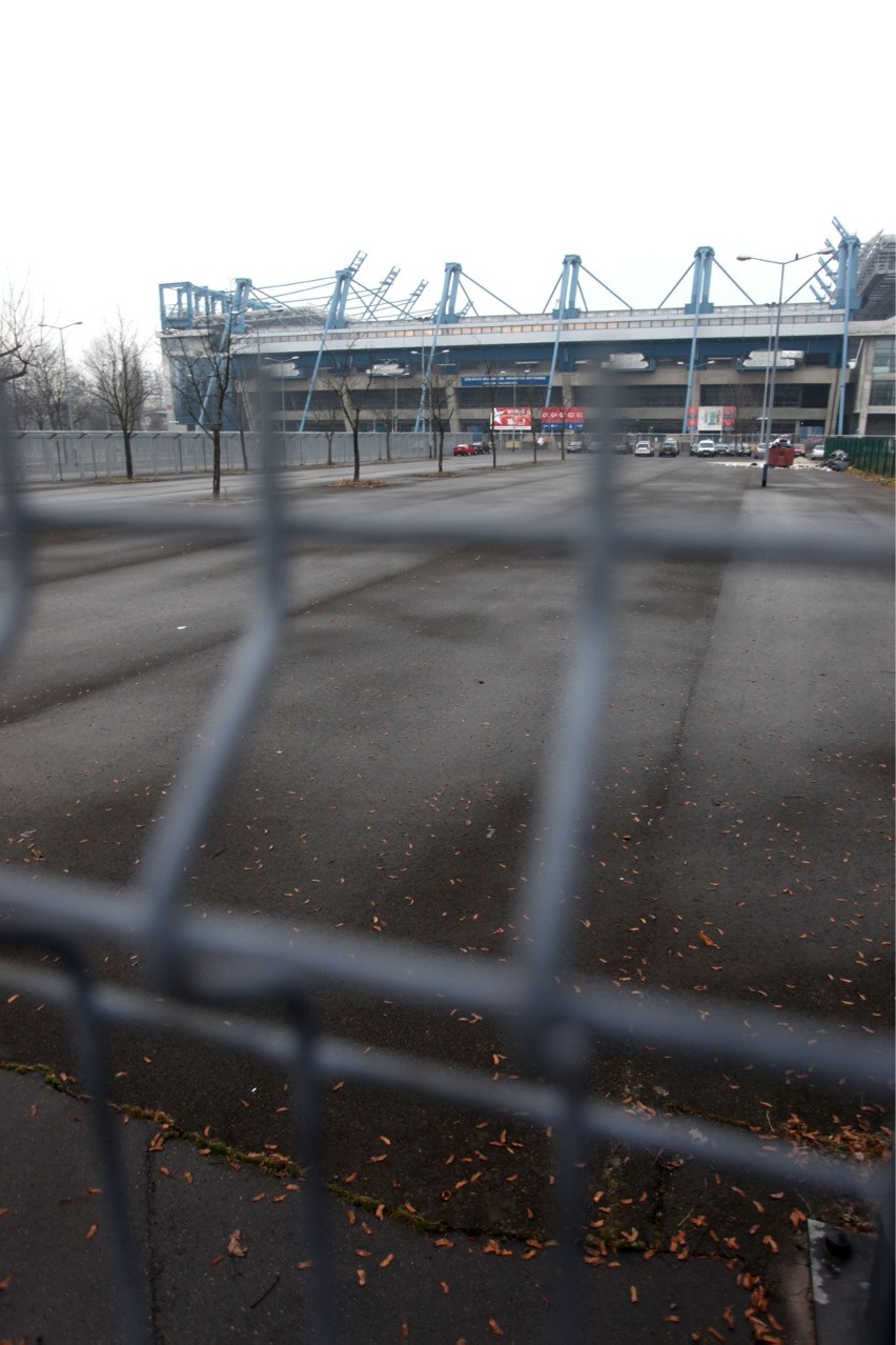 Kraków. Miasto szuka operatora na parking dla autokarów przy stadionie Wisły [ZDJĘCIA]