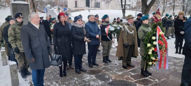 Delegacja Połańca na obchodach 155. rocznicy urodzin marszałka Józefa Piłsudskiego