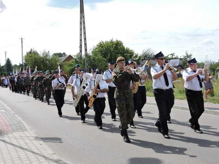 Rzekuń: Mieszkańcy gminy upamiętnili marynarzy i ułanów poległych w 1920 roku