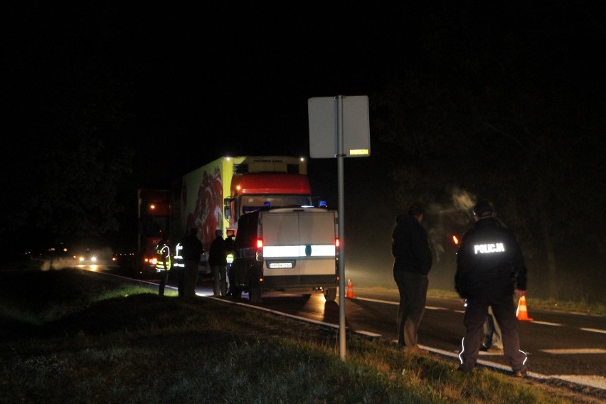 Kolejny wypadek na trasie Wroclaw-Oława. Zginął pieszy (ZDJĘCIA)