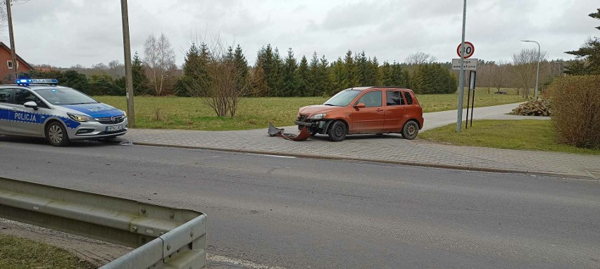 Poważny wypadek w Lubuczewie. Mazda wjechała w volkswagena....