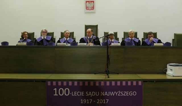 Andrzej Duda, prezydent RP, ogłosił konkurs dla kandydatów do Sądu Najwyższego w czerwcu w oparciu o przeforsowane przez PiS przepisy zmieniające jego kształt.