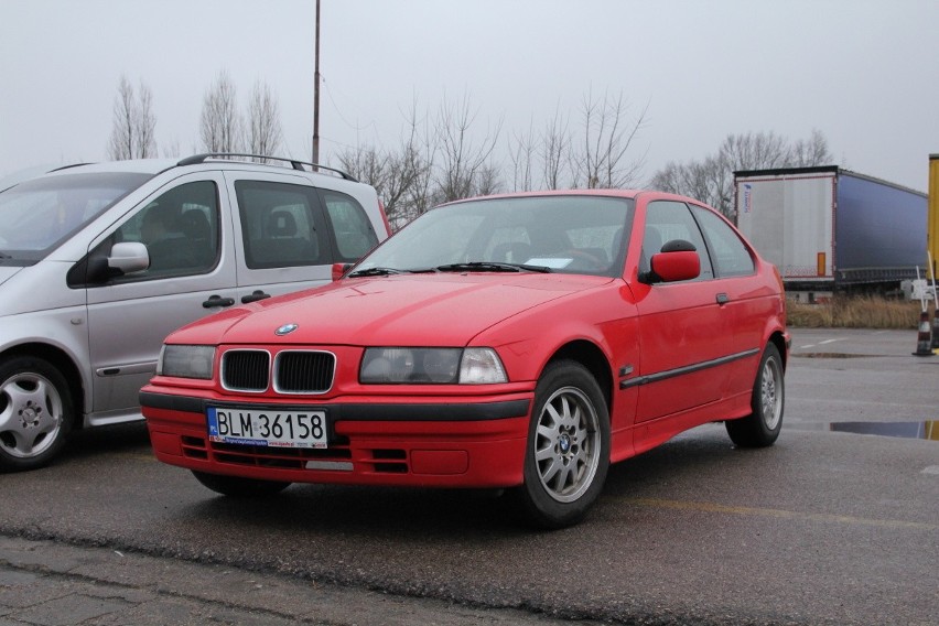 BMW 3 E36, rok 1996, 1,6 benzyna, cena 4500 zł