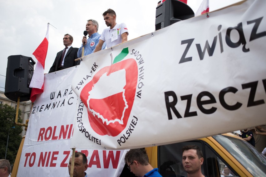 Warszawa: Rolnicy protestowali przeciwko niskim cenom skupu