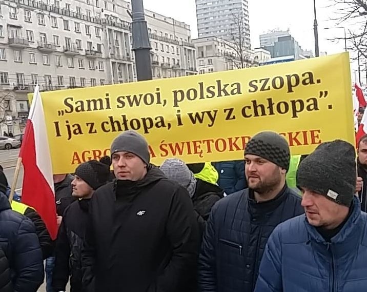 AGROpowstanie2019. Rolnicy ze Świętokrzyskiego na oblężeniu Warszawy. Protestowali